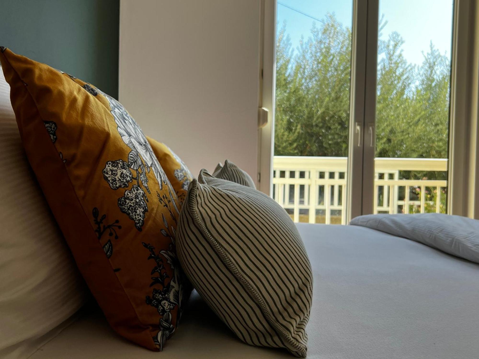 Kavajin Rooms Duce Exterior photo